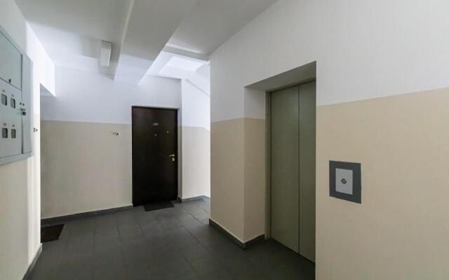 Apartments near the airport, RCB M12