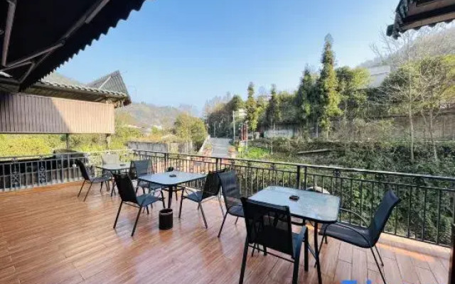 Xiaoyao Hot Spring Country Inn