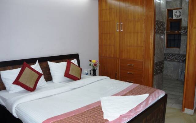 Maxfort Hospital Apartment