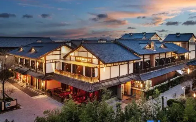 Yujingtai Hot Spring Hotel