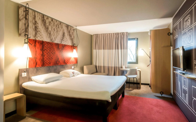 ibis Rouen Centre Champ de Mars