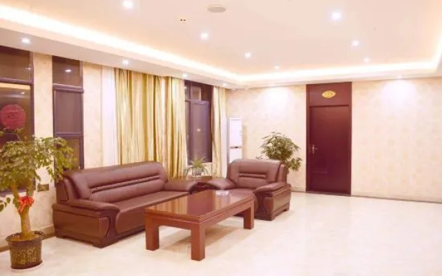 Zouzi Hotel (Nanjing Lishui Development Zone Automobile 4S Yuan Branch)