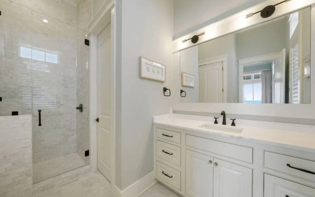 Bourbon Sea by Five Star Properties