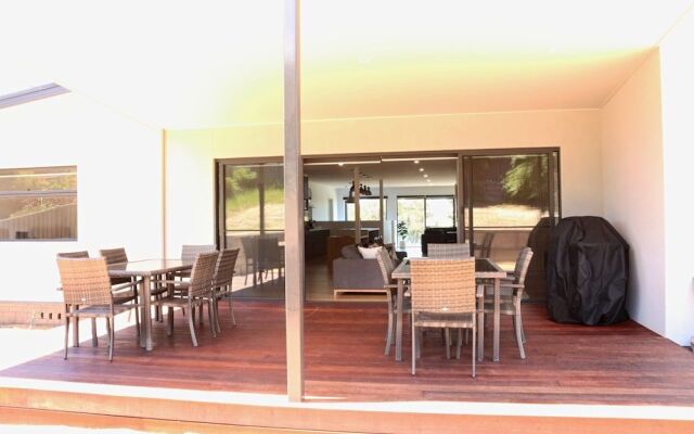 Kingfisher Retreat at Eden Cove