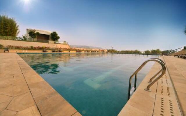 Blue Mansion Hotel Fuxian Lake Chengjiang