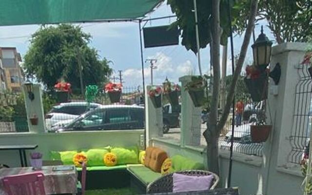 Neseli Pansiyon Cafe