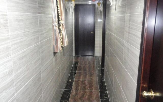 Paris Guest House - Hostel