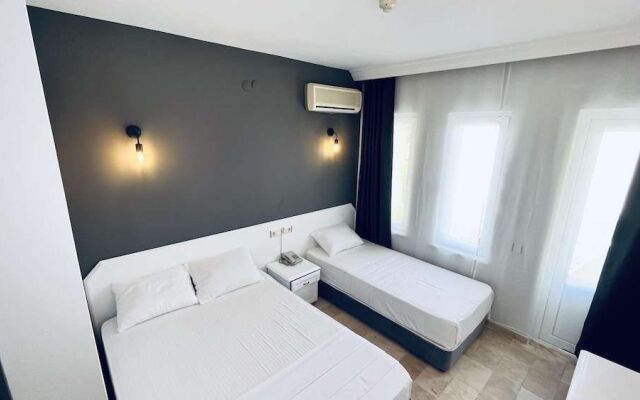 Akar Palace Resort Hotel
