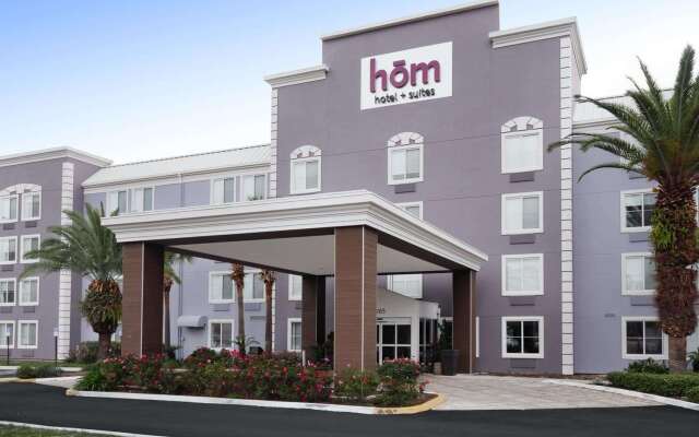 hom hotel + suites, Trademark Collection by Wyndham