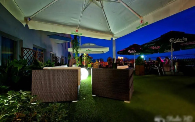 Hotel Ines