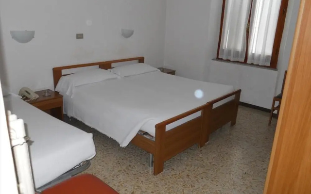 Hotel Italia