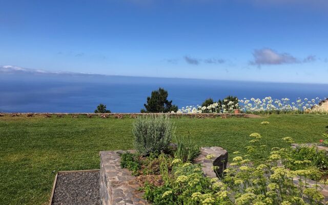 Quinta Inácia by Our Madeira