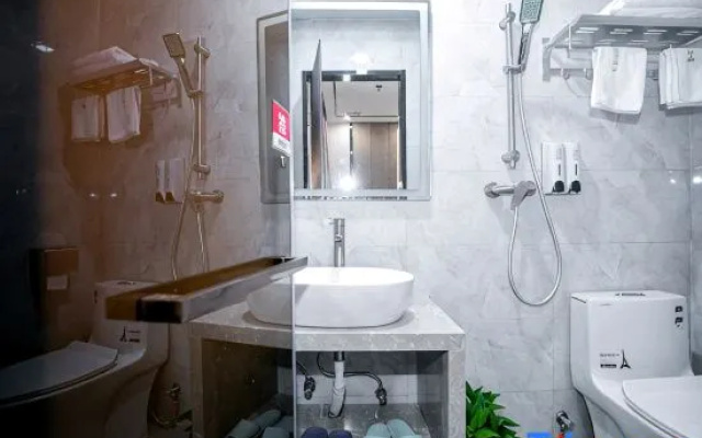 Yimi Apartment (Donghua East Road Branch of Guangdong Provincial People's Hospital) – Bathroom – Guangzhou