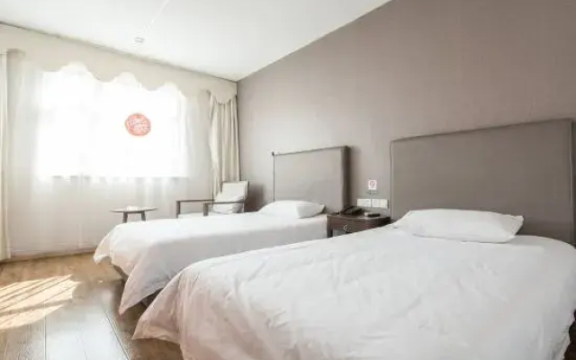 Luguhu Aishang Hotel