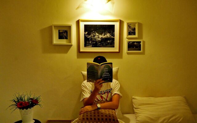 Side Walk Boutique Hotel