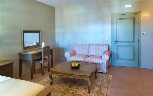 Haones Suites
