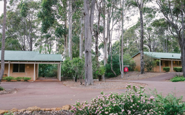 Eight Willows Retreat