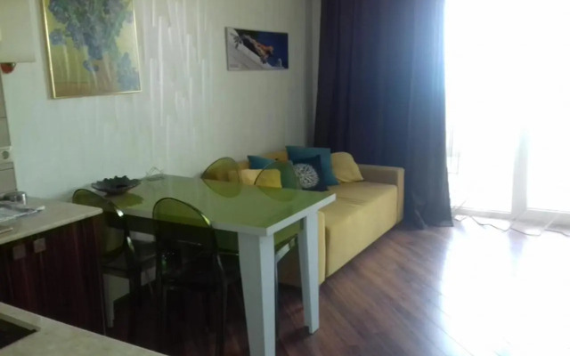 Apartment on Kobaladze str 2