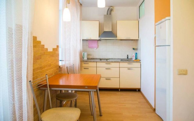 ABC Apartmens (ЭйБиСи Апартментс) на улице Перенсона