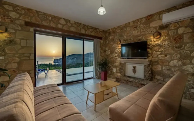 Arca Villa - Enchanting Sunset!