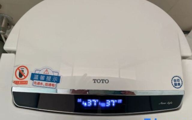 Yuqi·Banshan Homestay (Dali Ancient City South Gate)