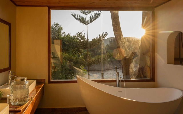 Royal Mara Safari Lodge