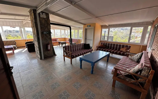 Efes Linden House