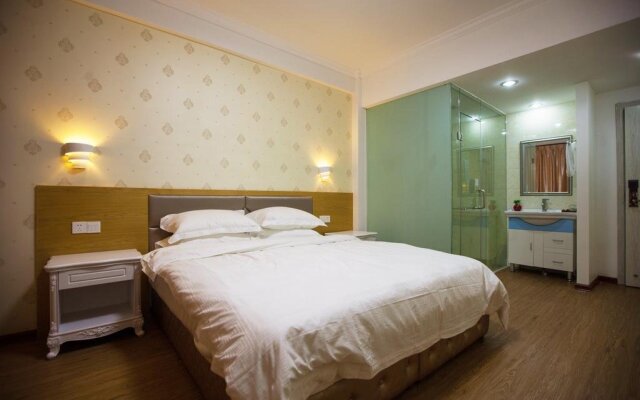 93 Hikers Hostel