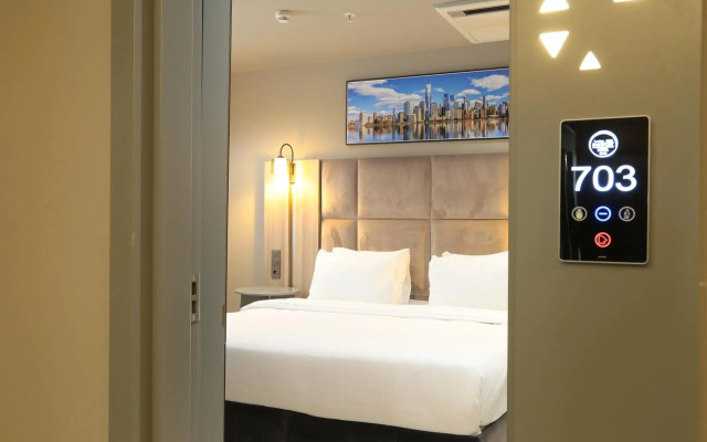 Pasaport Pier Hotel