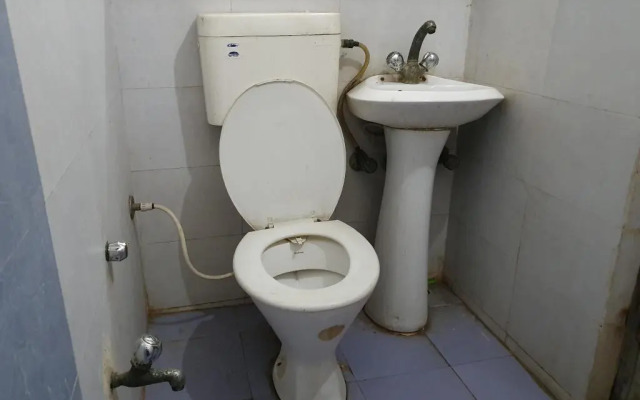 Hotel Sanjay by OYO Rooms