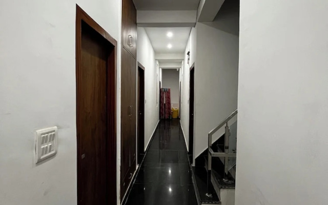 Shree Radhavallabh Palace