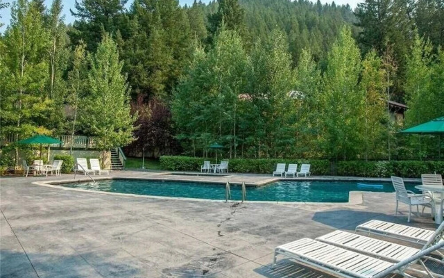 Prospector 154 2 Bedroom Condo