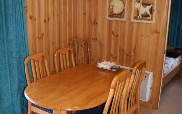 Maydena Mountain Cabins – Guest Rooms – Mt. Field National Park