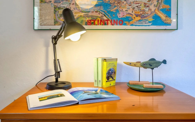 Sardinia Re - Shuluq 6