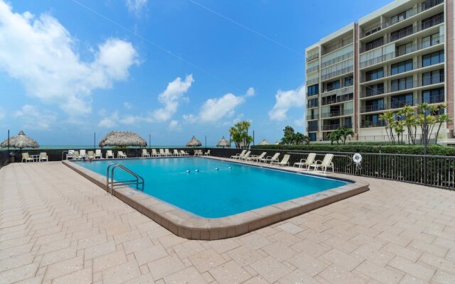 South Beach 302 by Vtrips