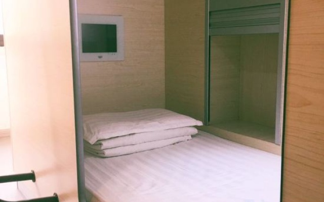 Qiyou Capsule Youth Hostel – Guest Rooms – Shenzhen