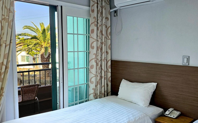 Sea Cliff Hotel Jeju
