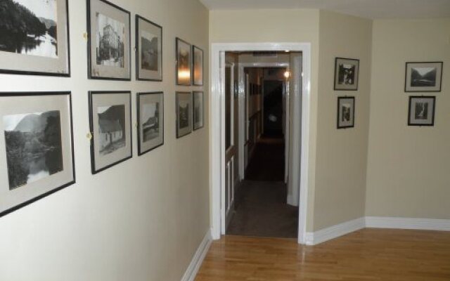 Harmony Inn - Glena House