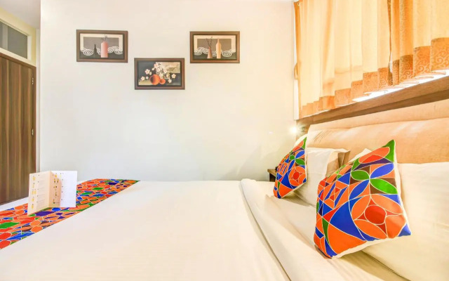OYO 13614 Hotel Axis International