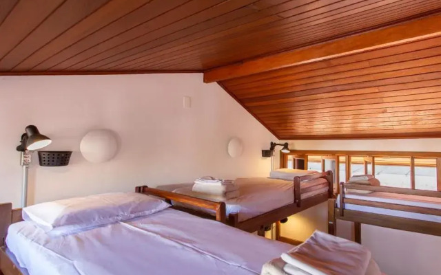 Conforto MADÁ Hostel