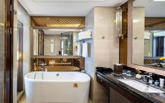 Chengdu Rising Butterfly Hotel