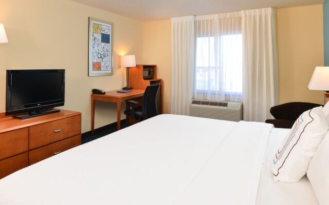 Fairfield Inn & Suites Bloomington