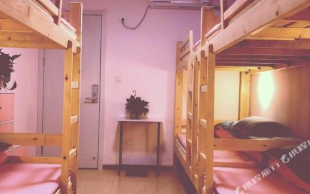 Three Cups of Tea Youth Apartment