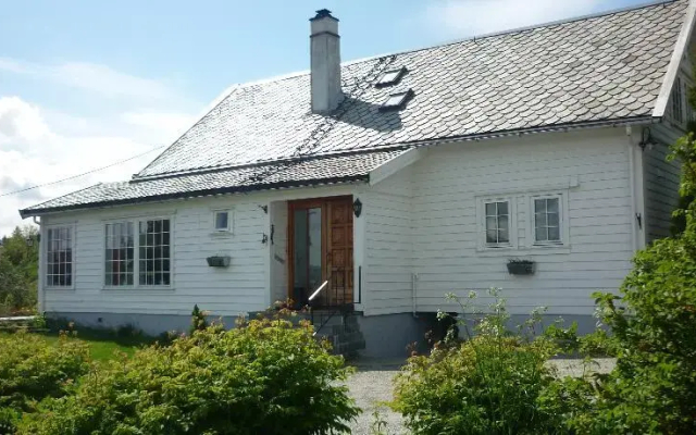 Brattetaule Gard Guesthouse