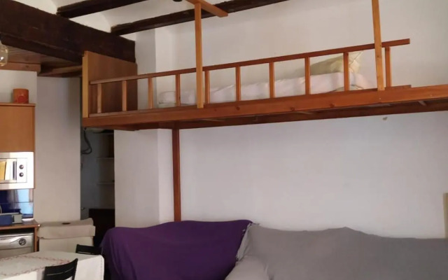 Bonito apartamento con encanto en casco antiguo RON 7