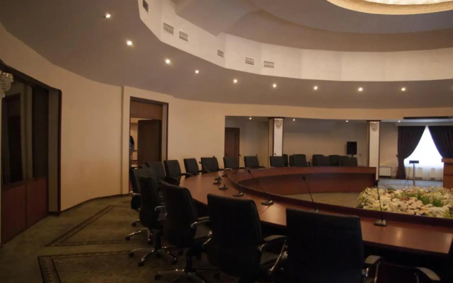 Отель Multi Rest House