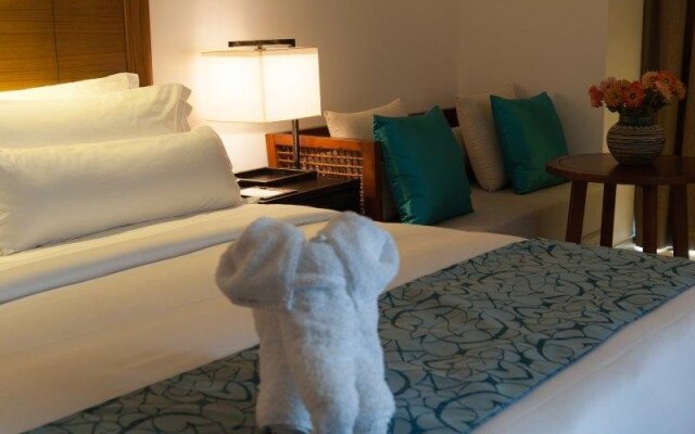 21° Holiday Hotel