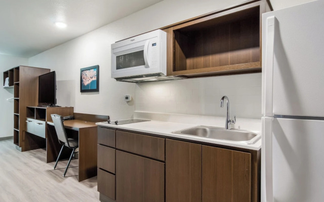 Woodspring Suites Fort Myers - Cape Coral