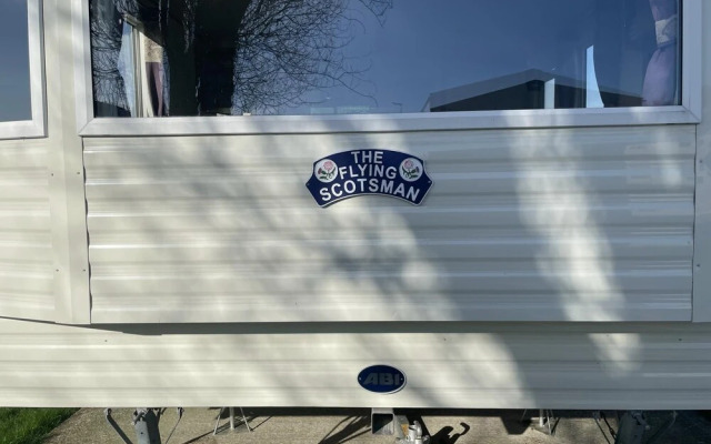 Luxury 2 Bedroom Caravan at Mersea Island Holiday