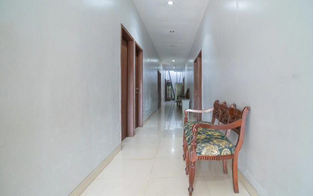 RedDoorz Syariah Near Tugu Dodol Kandangan